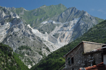 Alpi Apuane viste da Colonnata