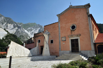 Chiesa di Colonnata