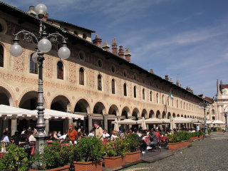 Vigevano, Ducale square