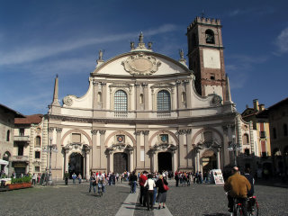 Vigevano, Ducale square