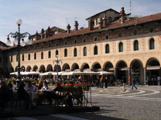 Vigevano, Ducale square